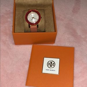 Tory Burch Women watch brand new